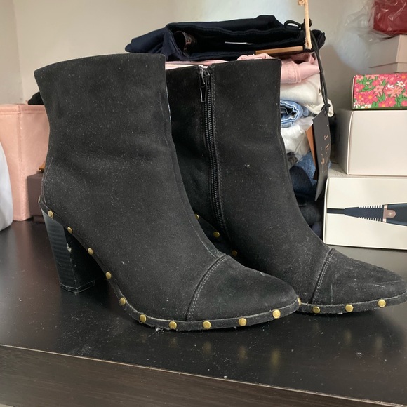 Black suedette justfab stuffed ankle boots - Picture 2 of 5